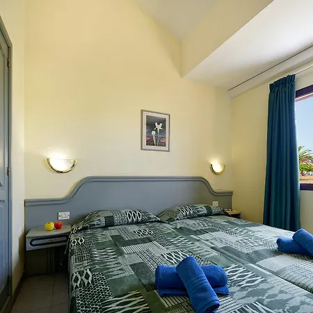 Oasis Club Apart-hotel