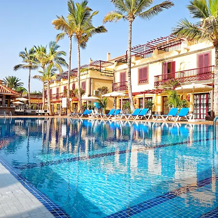 Oasis Club شقة فندقية